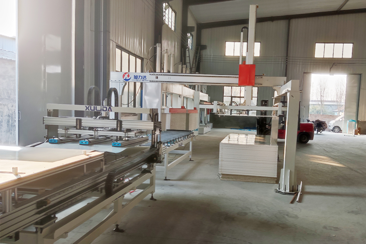 <strong>Fully Automatic Coating and Laminating Production Line for E</strong>