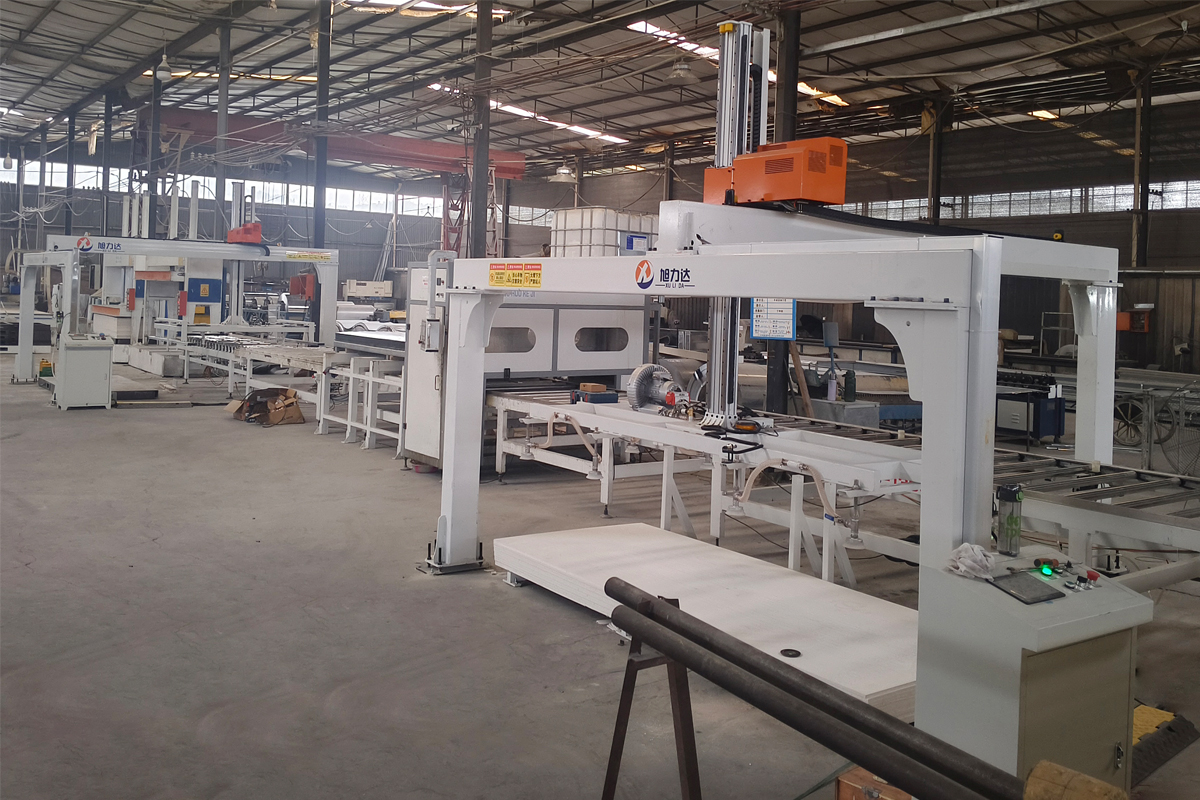 <strong>Roundup of Major News in the Sheet Composite Equipment Indus</strong>